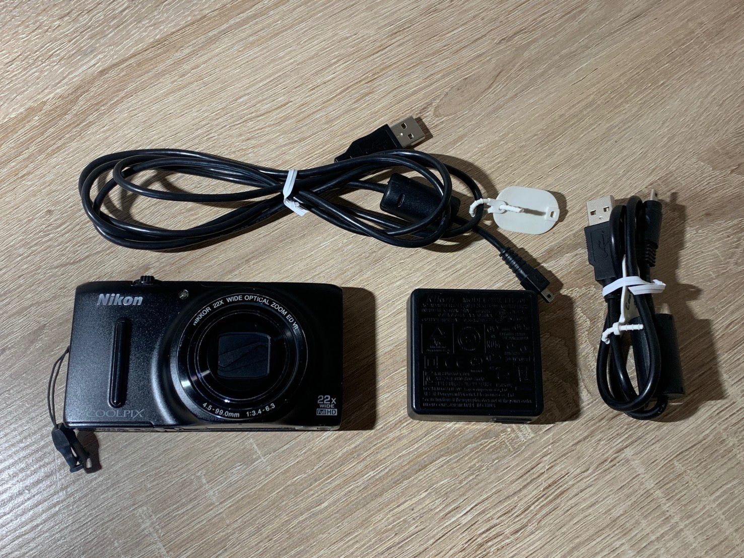 0231 Nikon COOLPIX S9500 ブラック デジカメ 動作確認済み 【ネ