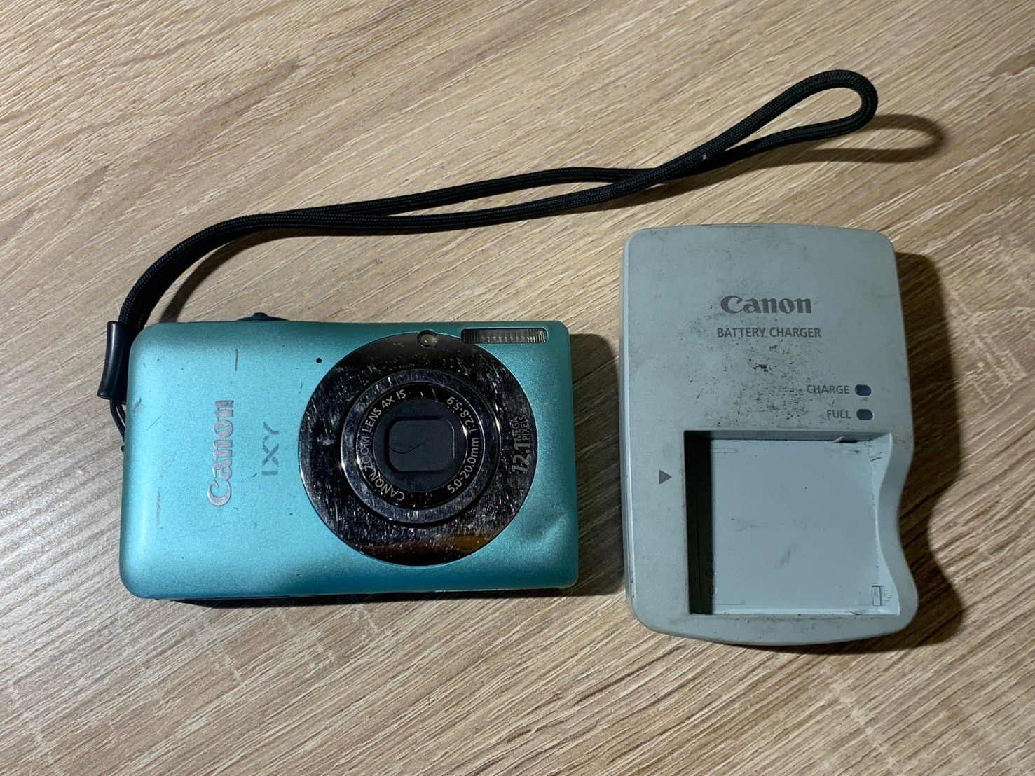 ジャンク品】Canon デジタルカメラ IXY 200F PC1469 ジャンク Csnon