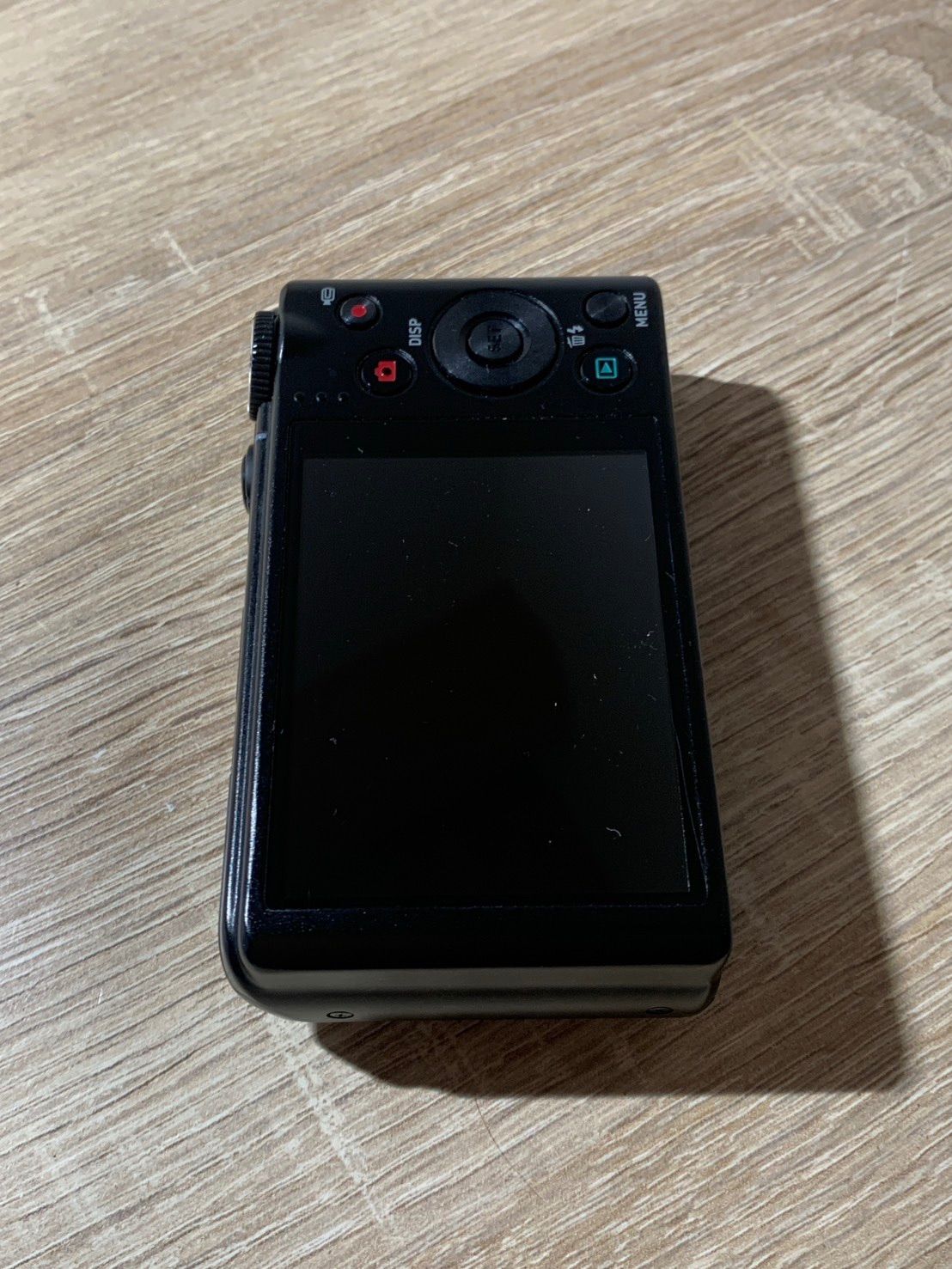0557 Casio EXILIM EX-ZR200 ブラック デジカメ ジャンク品 【コ
