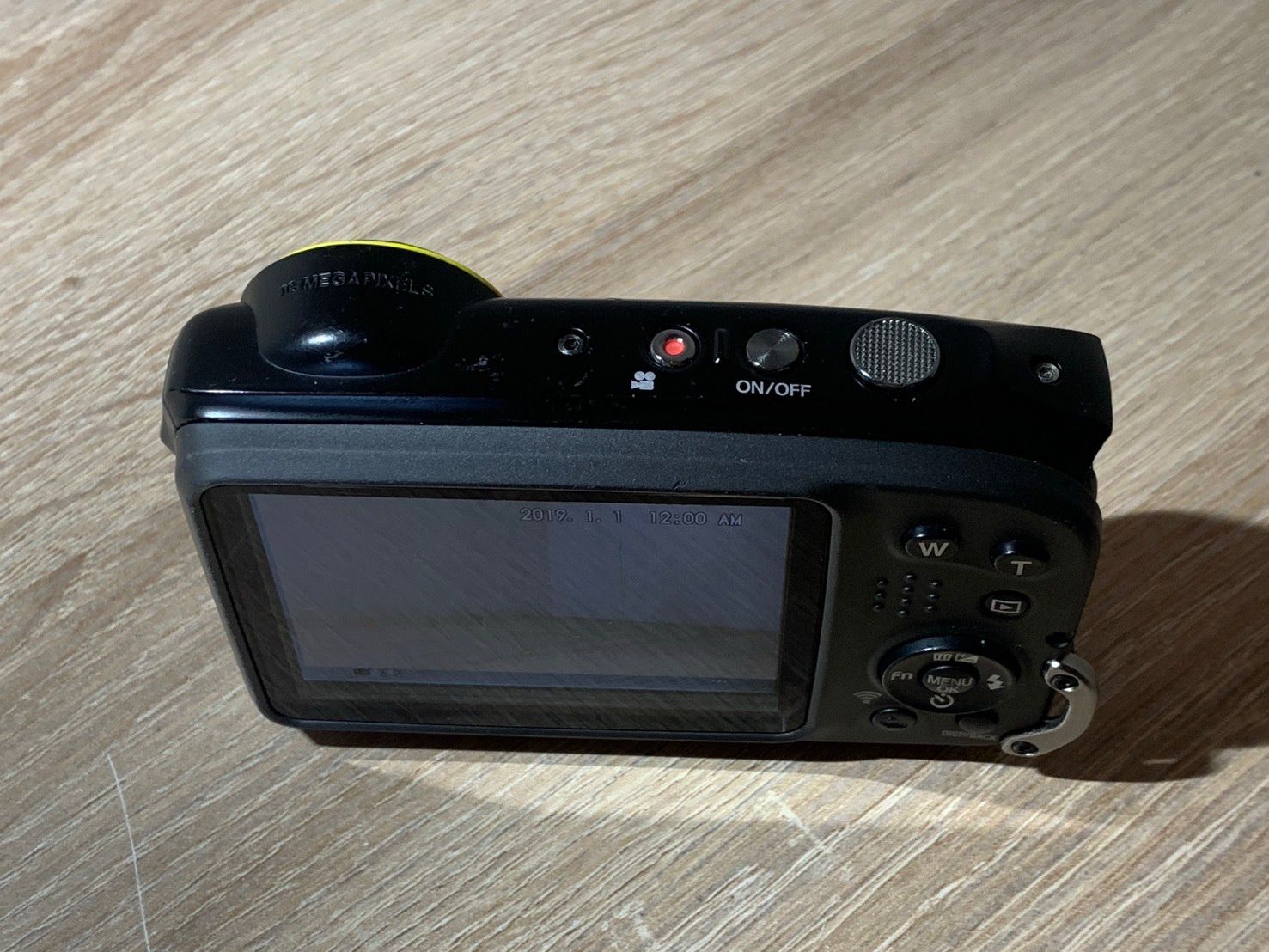 0580 FUJIFILM FINEPIX XP140 イエロー デジカメ 動作確認済み 【コ