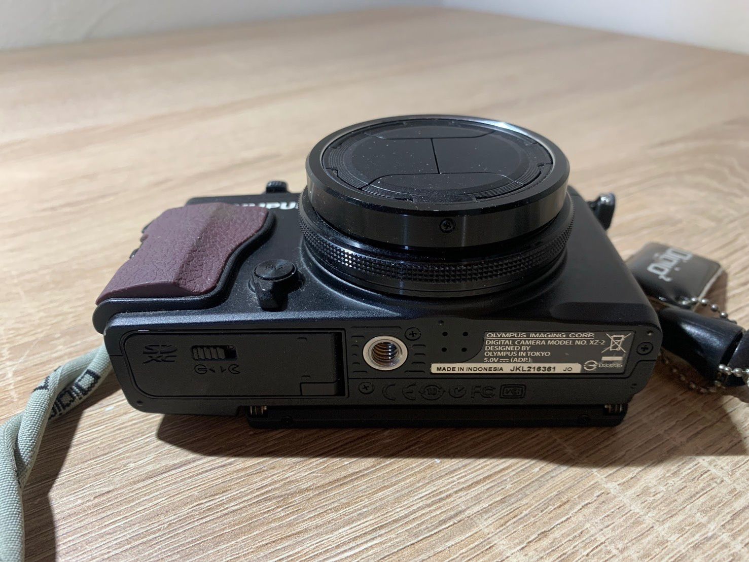 0232 OLYMPUS STYLUS XZ-2 ブラック デジカメ 動作確認済み 【コ