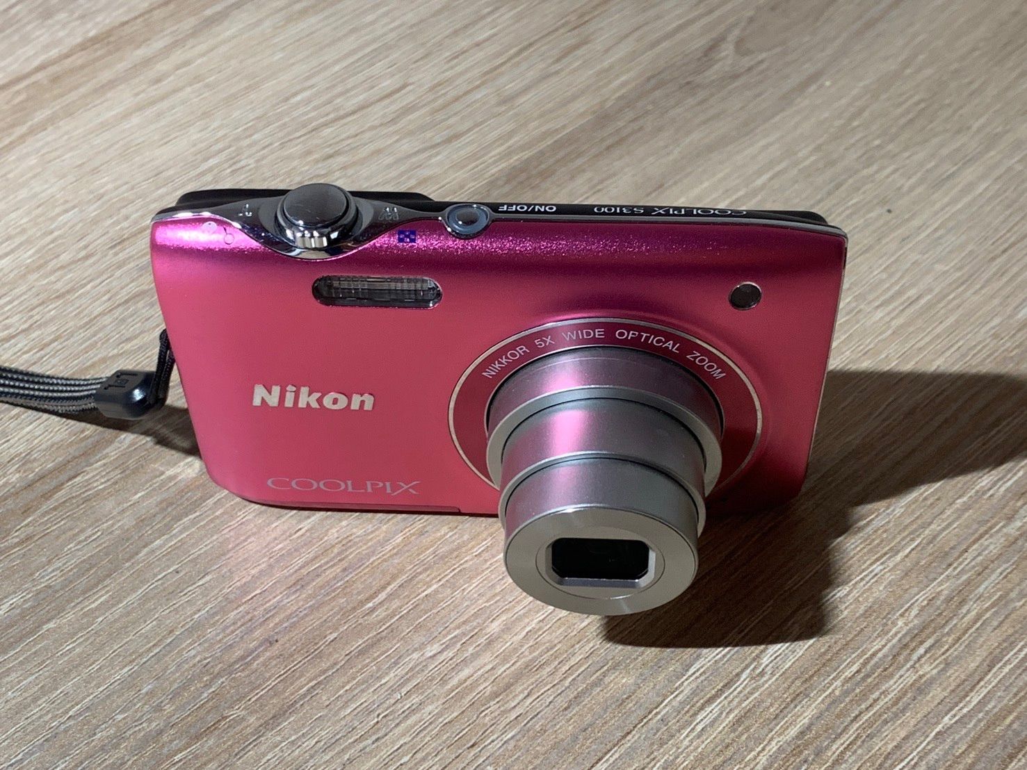 0534 Nikon COOLPIX S3100 ピンク デジカメ 動作確認済み 美品 【コ