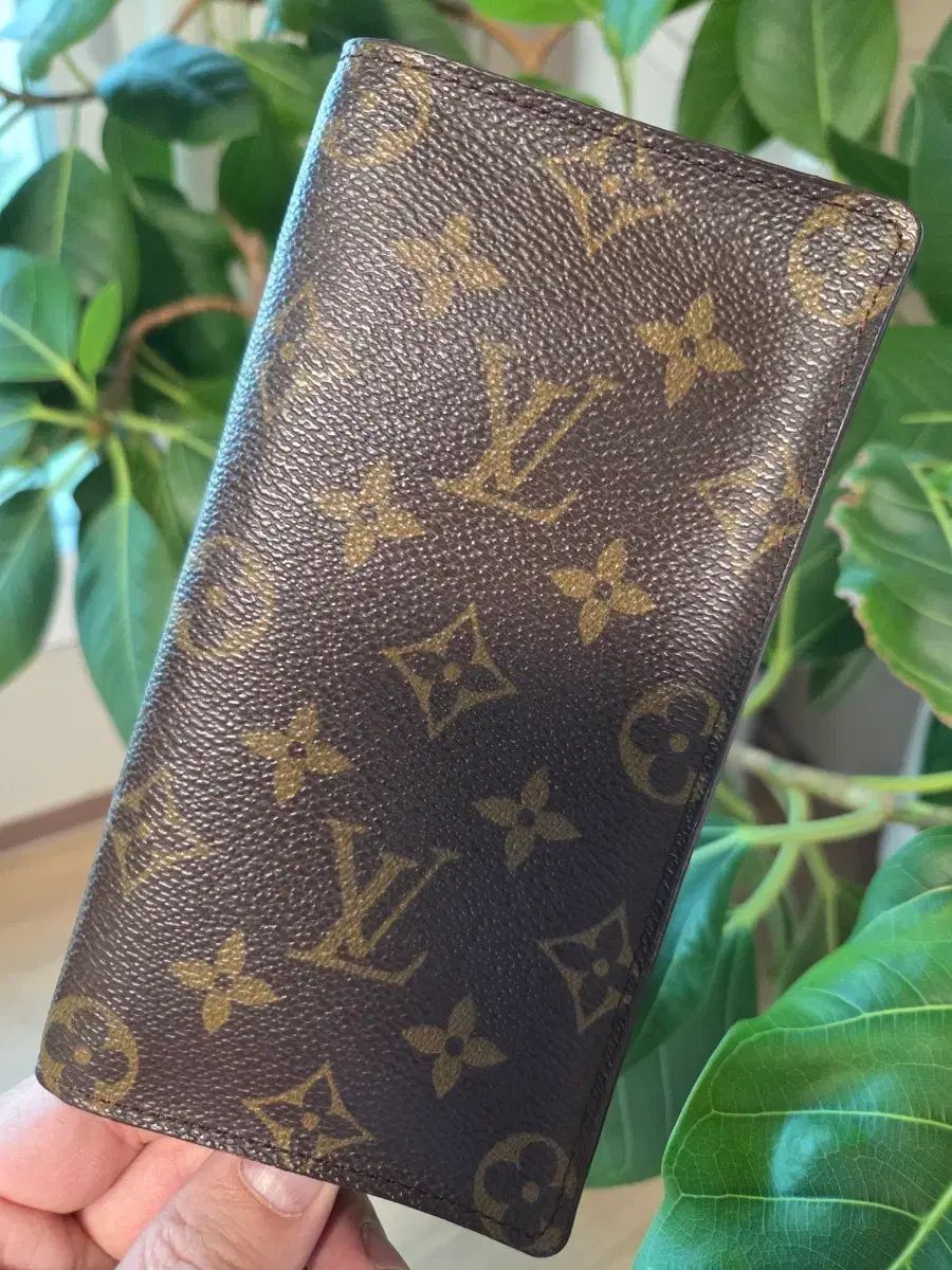 正規品 Louis Vuitton ルイヴィトン モノグラム 長財布 (状態良し)