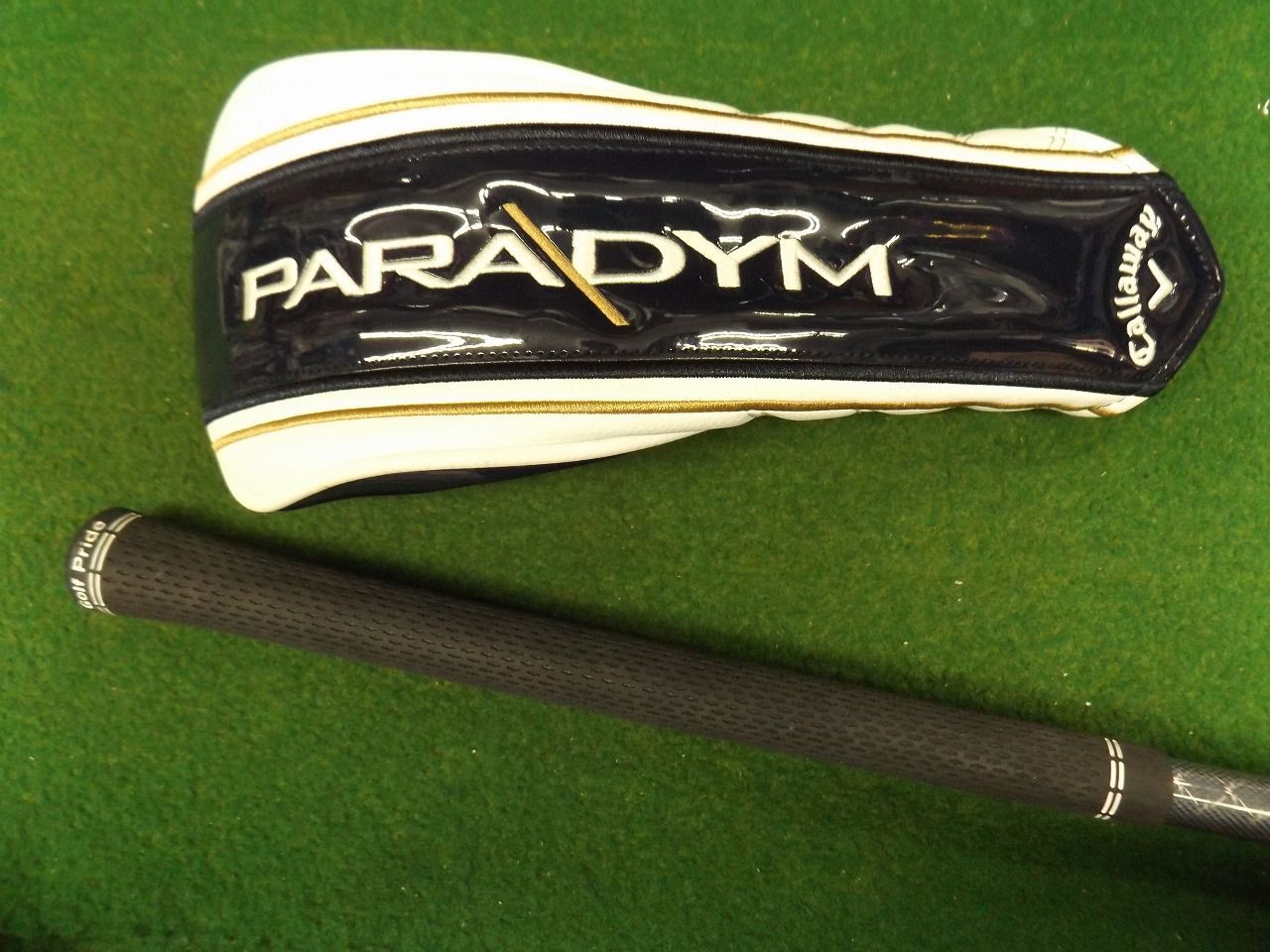 2856 PARADYM Triple Diamond 5W 18° TENSEI AV BLUE 55 S カバー有