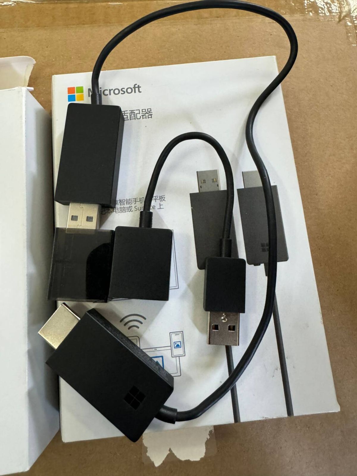 マイクロソフト ワイヤレス ディスプレイ アダプター P3Q-00009 P3Q