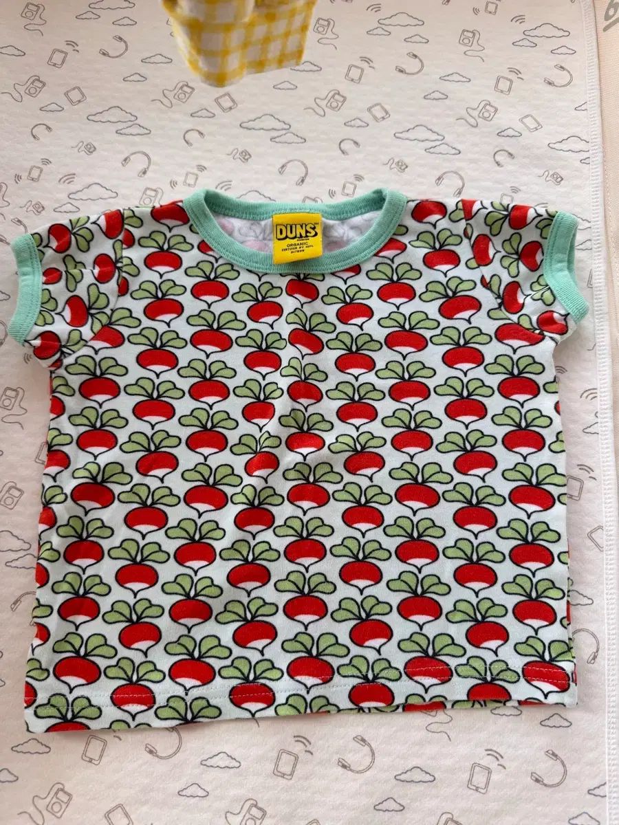 ダンス むかご 半袖Tシャツ 86