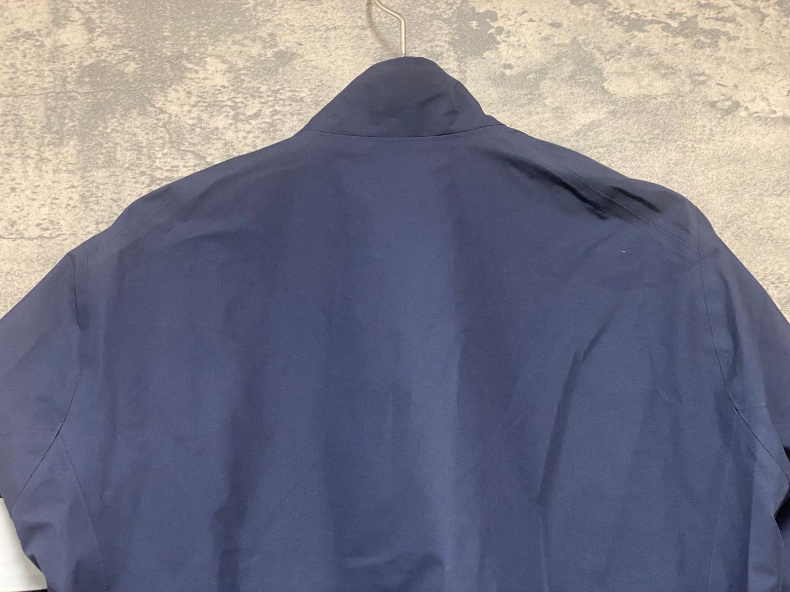 KD620 ラファ Rapha PRO TEAM RAIN JACKET 長袖 サイクルジャケット 紺 M KD620 ラファ Rapha PRO TEAM RAIN JACKET 長袖 サイクルジャケット 紺 M