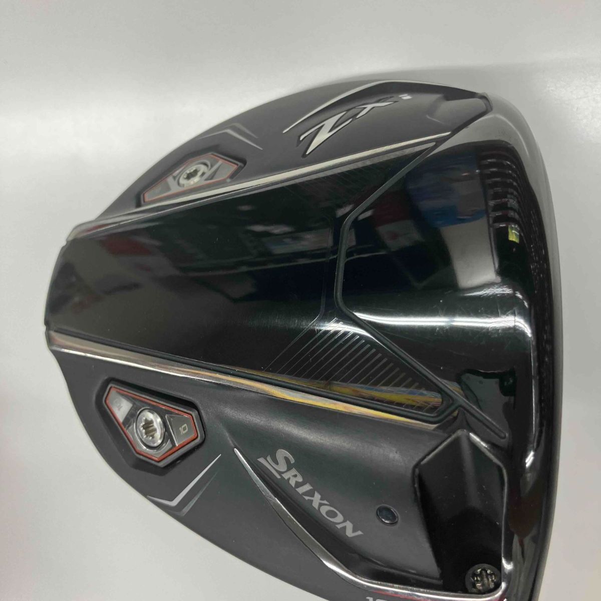 中古美品】スリクソンZXiドライバー 10.5度 DiamanaZXi50カーボン 硬さ 