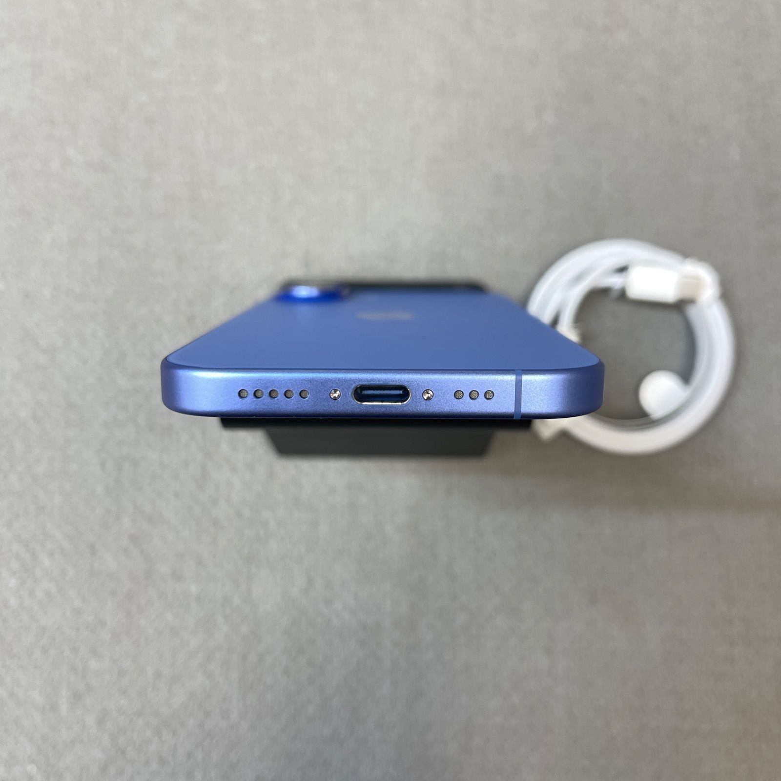 iPhone 16 128GB ウルトラマリン バッテリー95% SIMフリー - メルカリ
