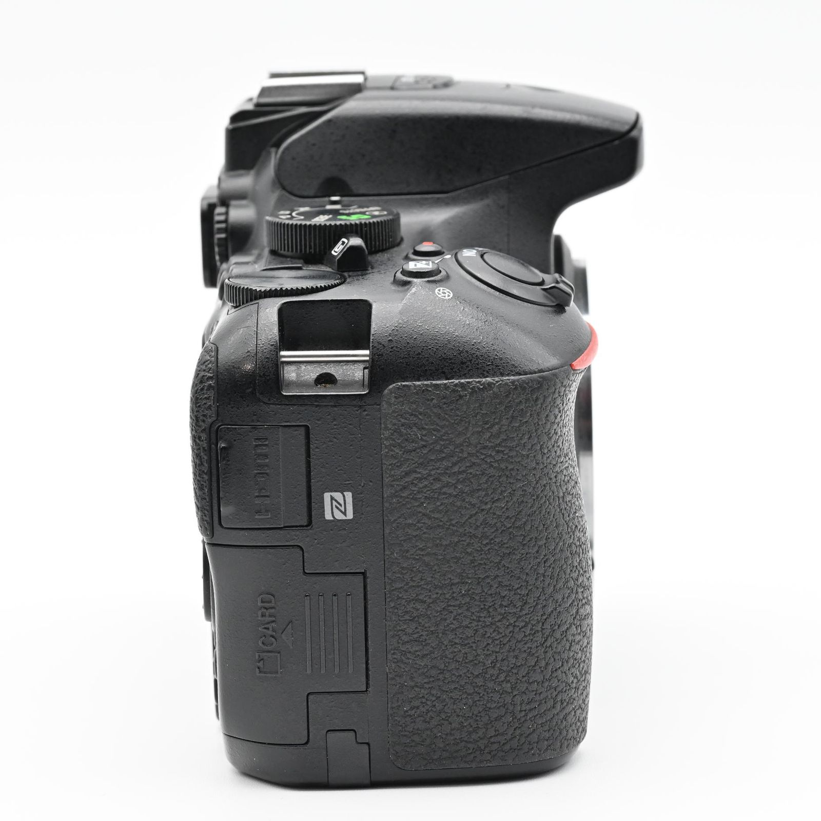 Nikon D5600 ボディ  ショット数20718　ジャンク Nikon D5600 ボディ ショット数20718 ジャンク - メルカリ