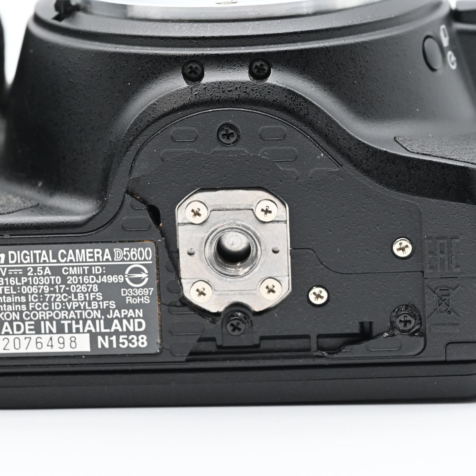 Nikon D5600 ボディ  ショット数20718　ジャンク Nikon D5600 ボディ ショット数20718 ジャンク - メルカリ