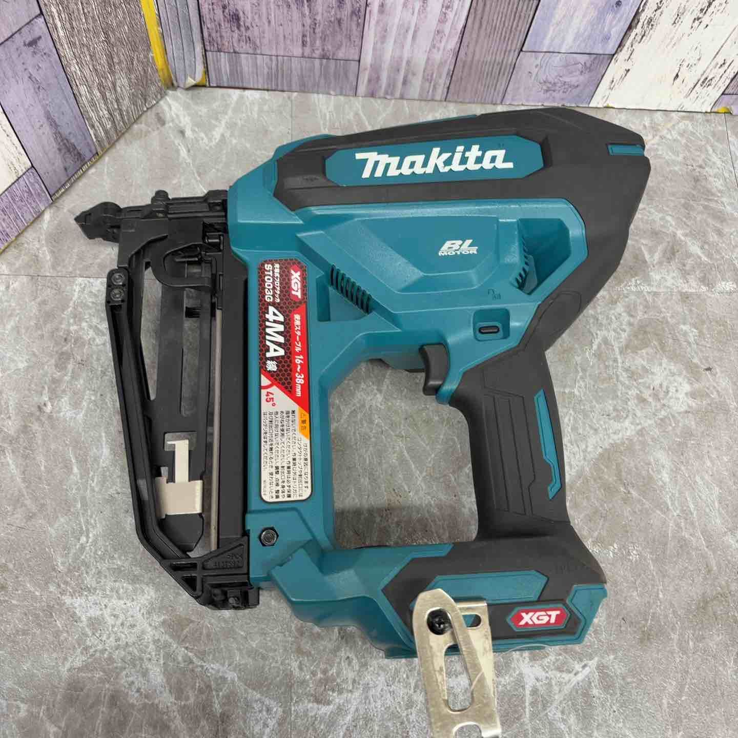 ★マキタ(makita) コードレスフロアタッカ ST003GZ【八潮店】