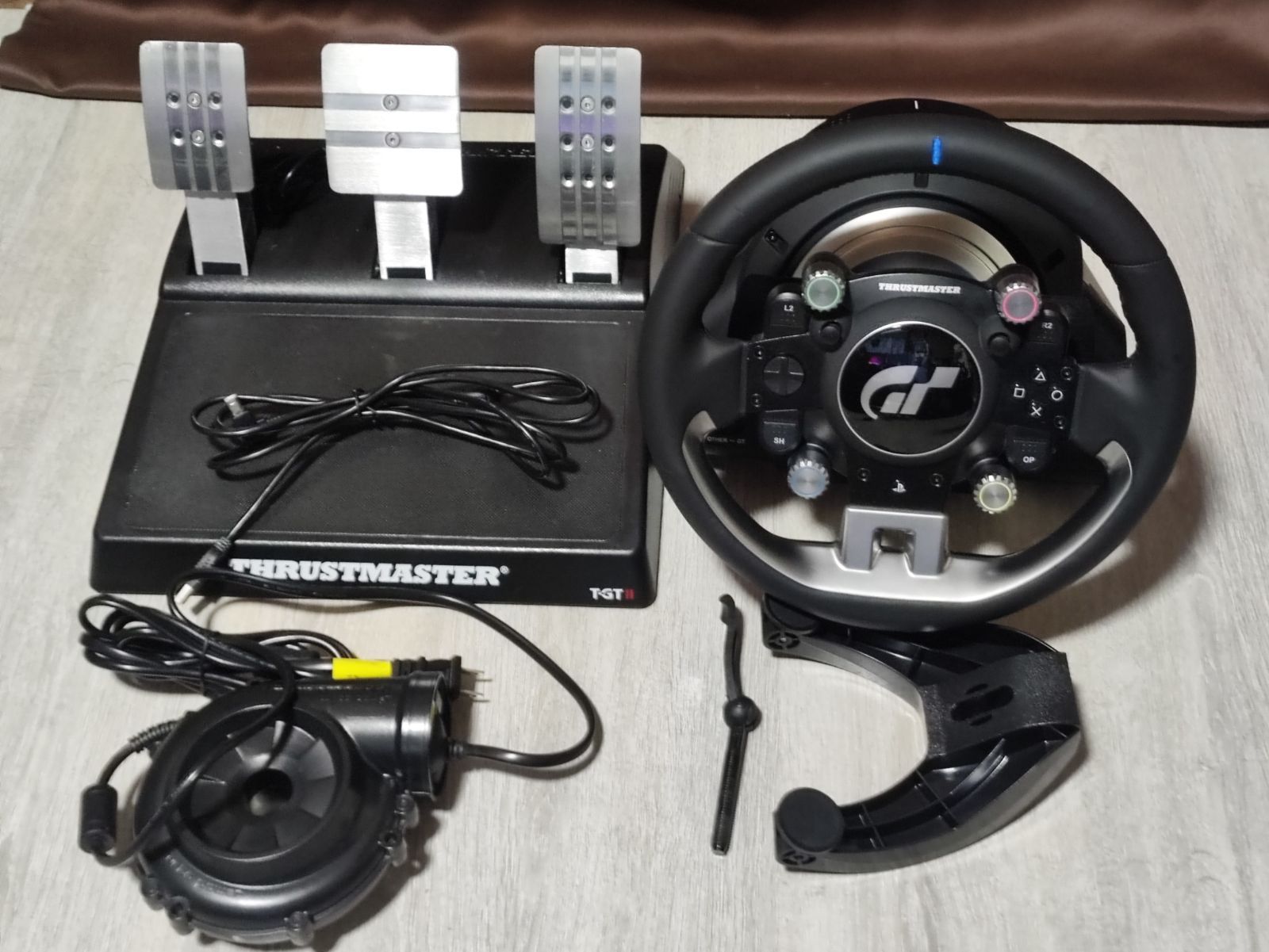 THRUSTMASTER T-GTII【中古品】ハンコン