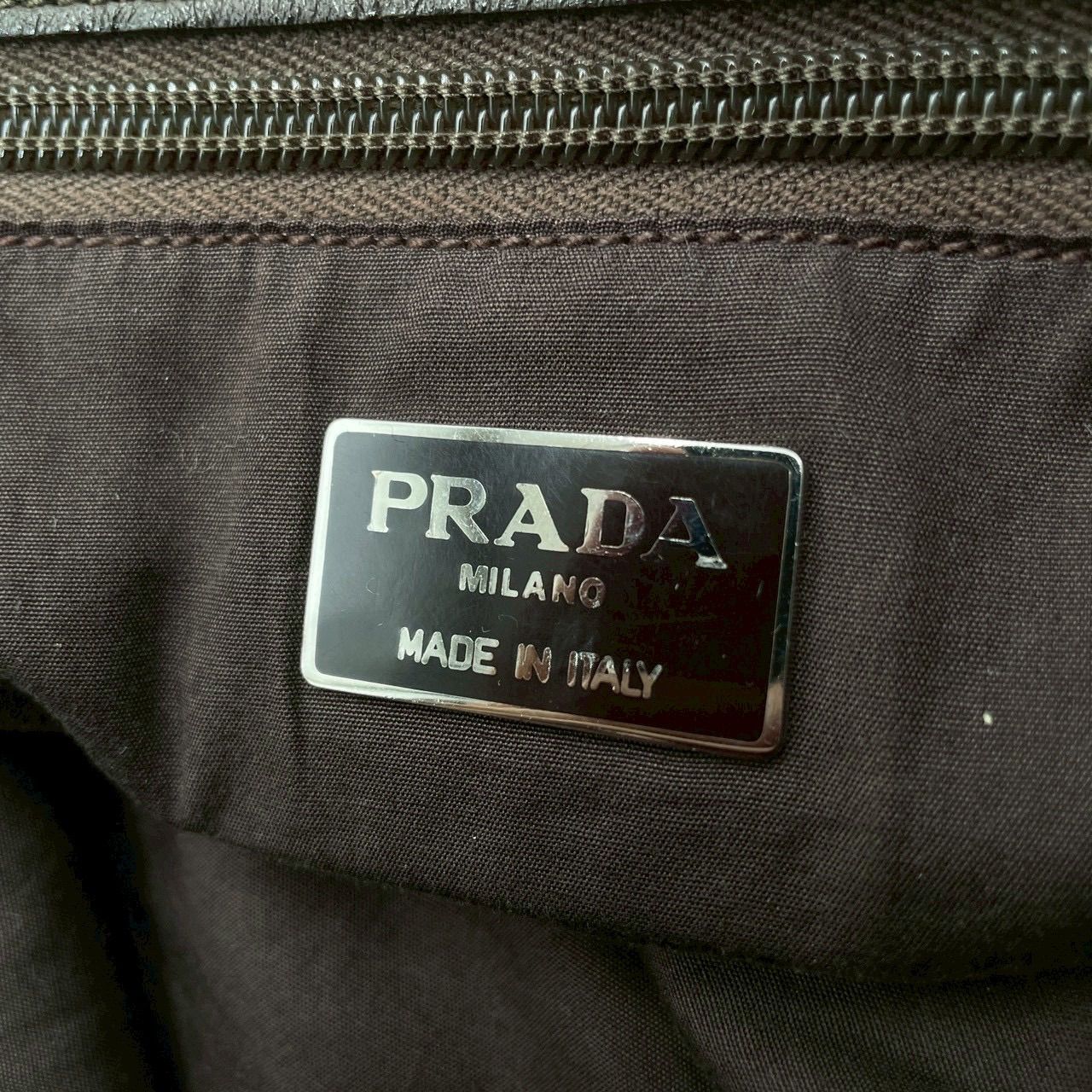 PRADA（プラダ） フリンジトートバッグ レザー ブラウンスタッズ装飾 PRADA プラダ スタッズ レザー トートバッグ ハンドバッグ 本革