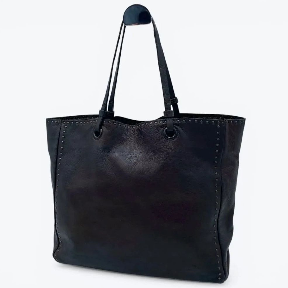 PRADA プラダ スタッズ レザー トートバッグ ハンドバッグ 本革