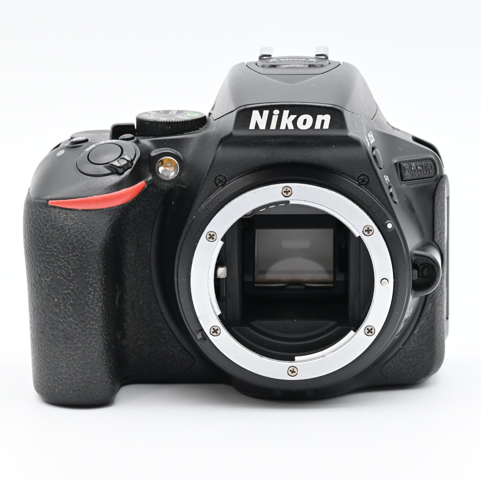 Nikon D5600 ボディ ジャンク - メルカリ