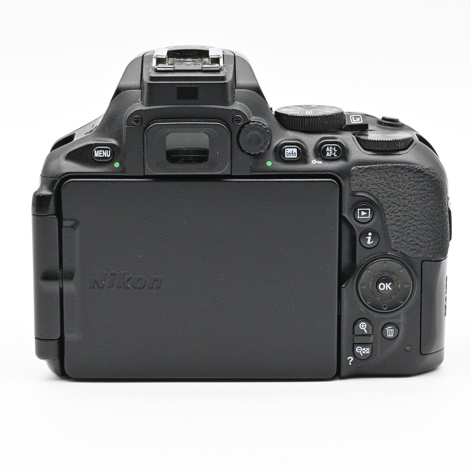 Nikon D5600 ボディ ジャンク - メルカリ