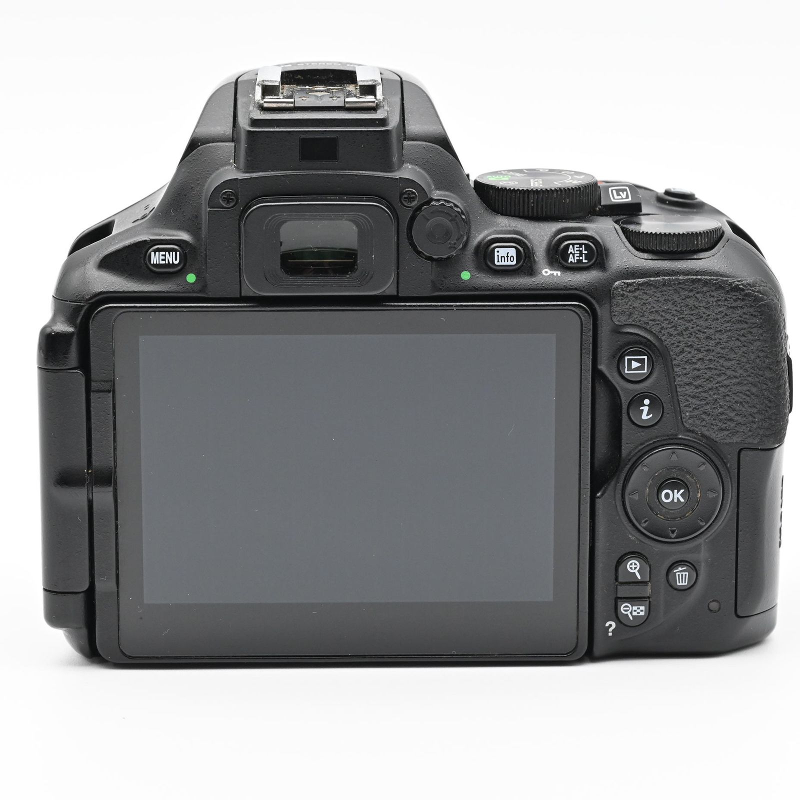Nikon D5600 ボディ ジャンク - メルカリ