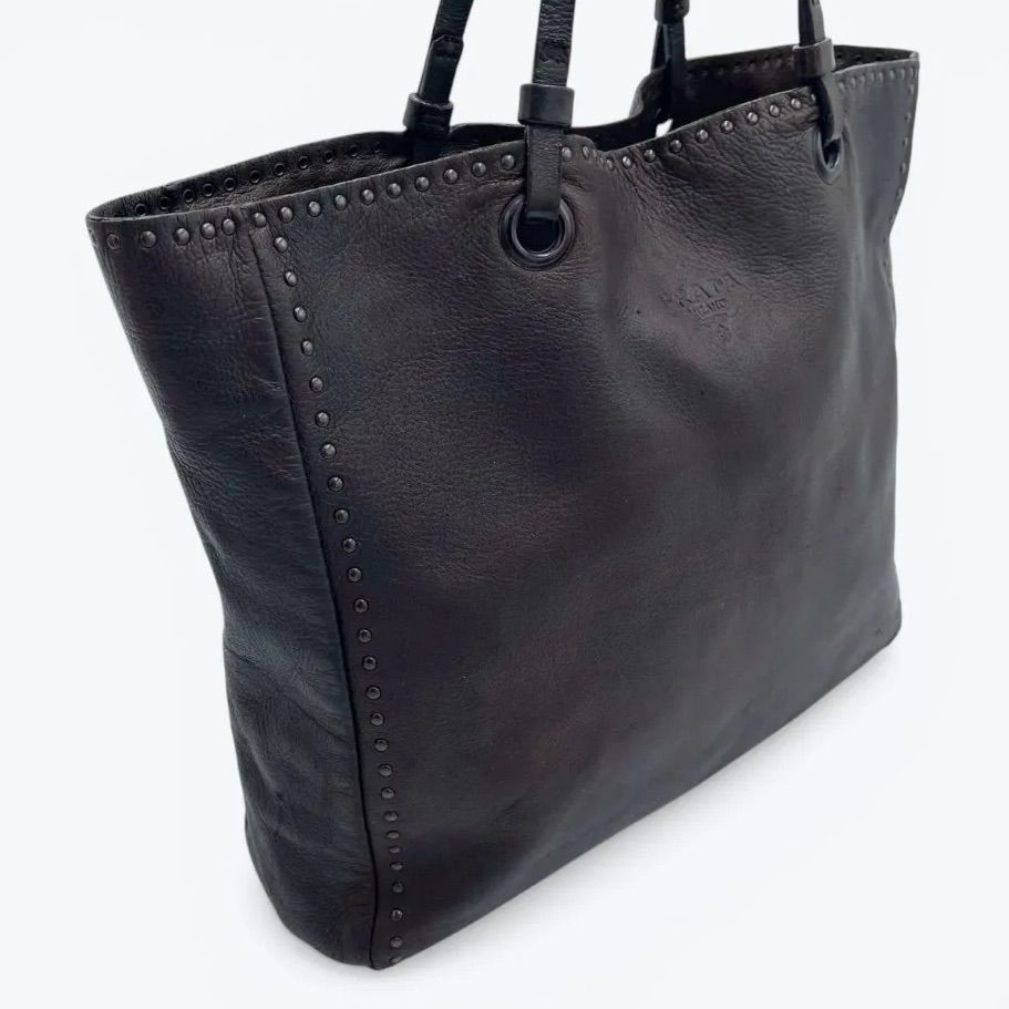 PRADA プラダ スタッズ レザー トートバッグ ハンドバッグ 本革 