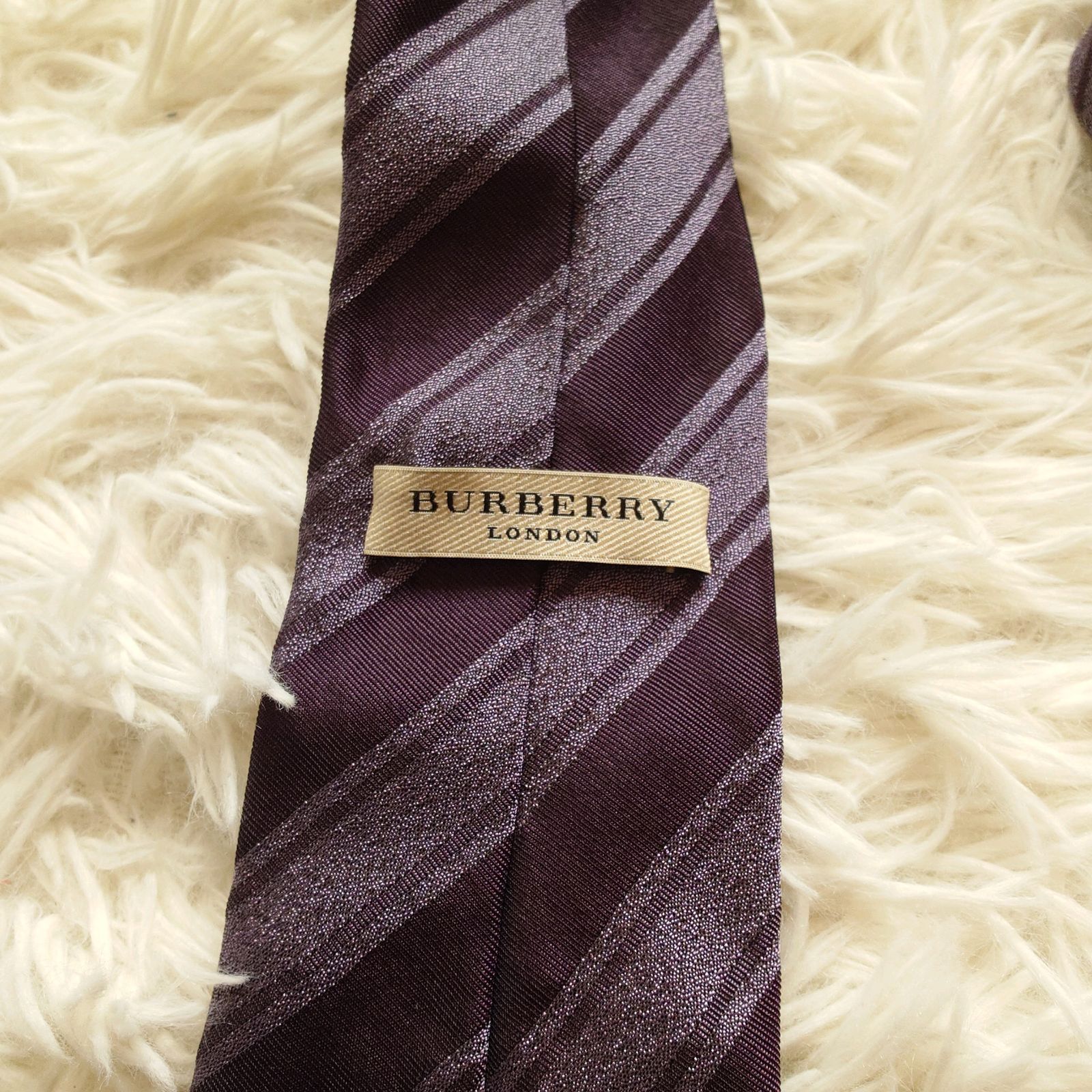 近年モデル バーバリーロンドン BURBERRY ノバチェック 極美品 美品 