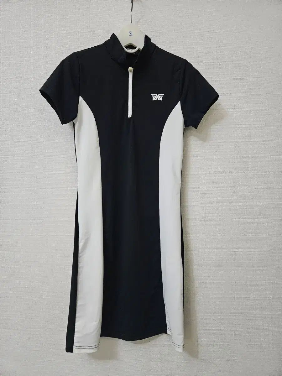 PXG レディース ゴルフウェア