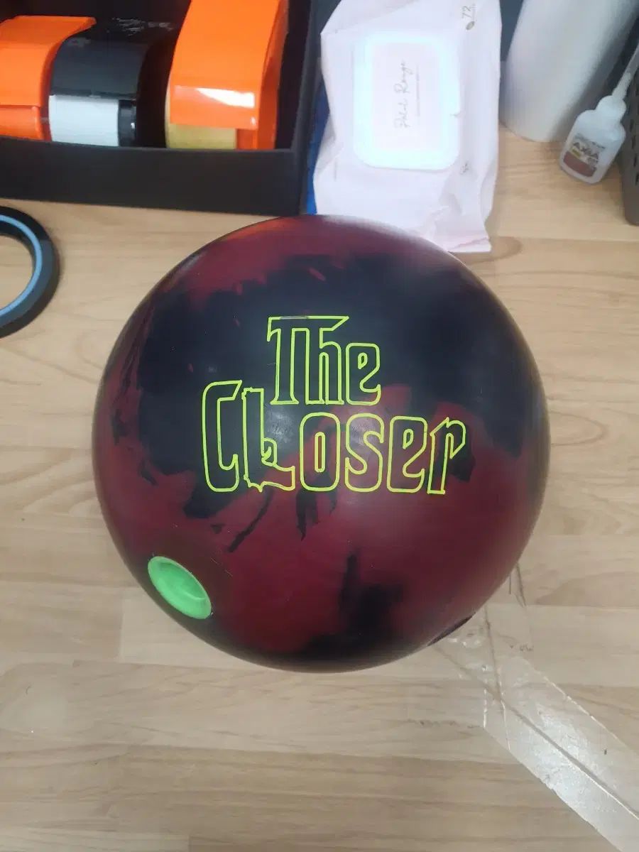 中古ボーリングボール 14p ザ・クローザー