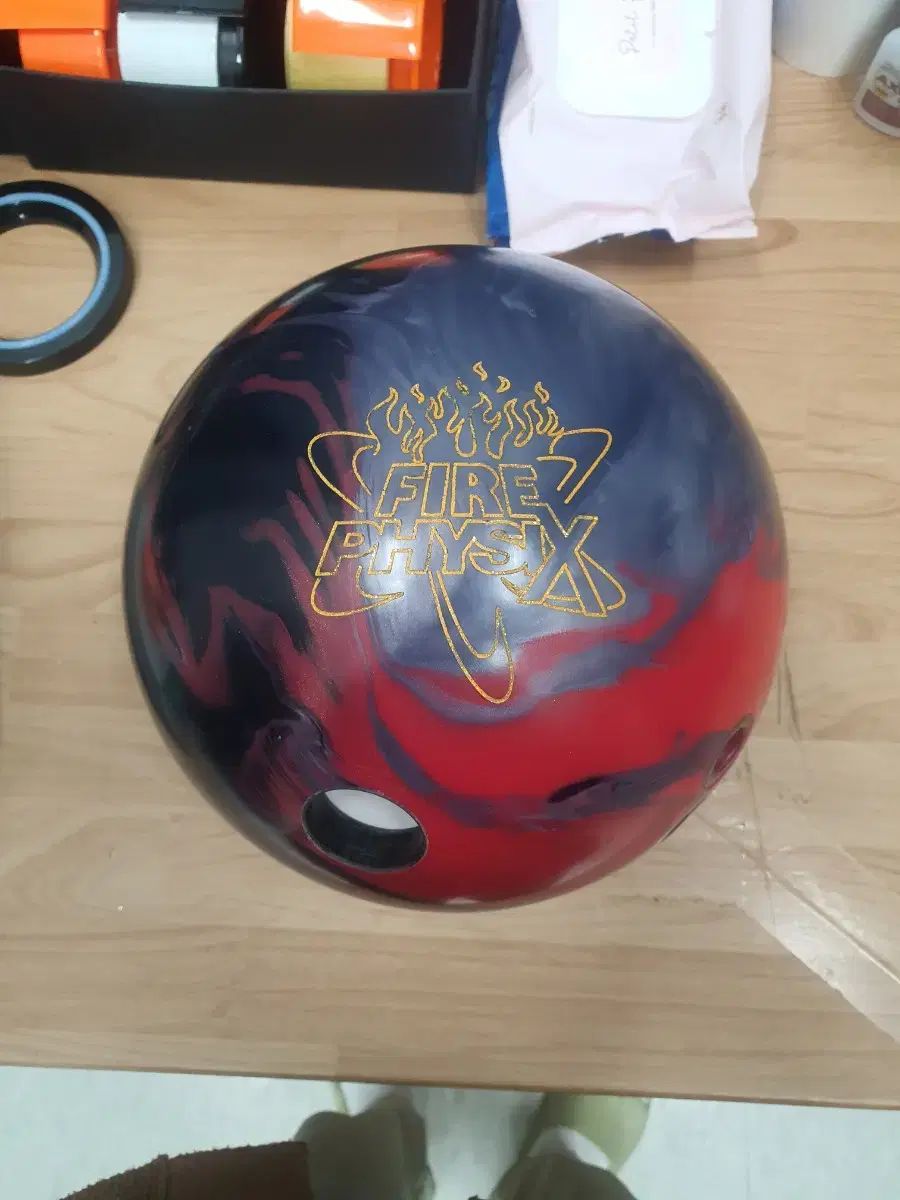 中古ボーリングボール 14p FIZIK