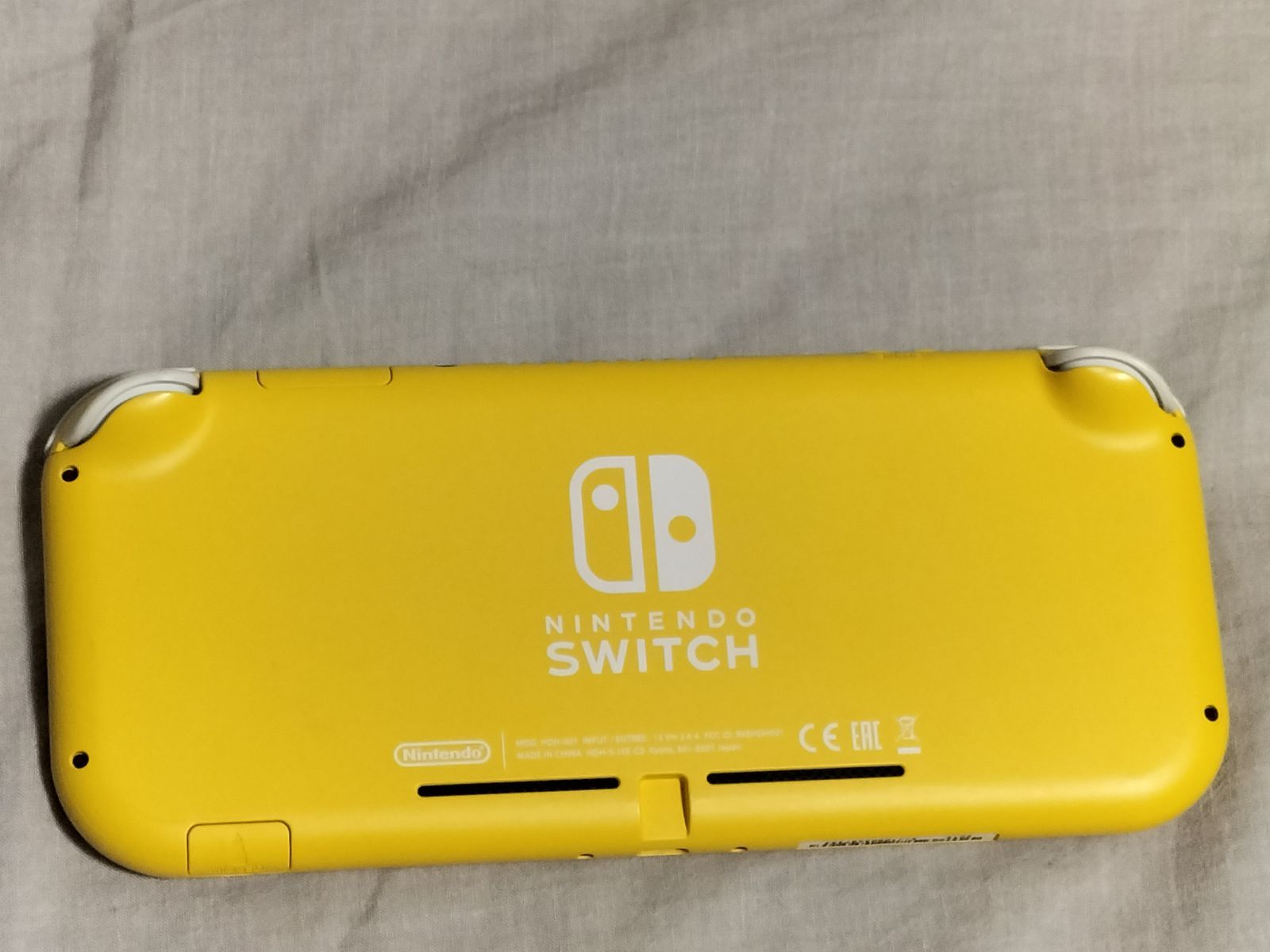 Nintendo Switch Lite イエロー 本体のみ スイッチライト-メーカーから直送