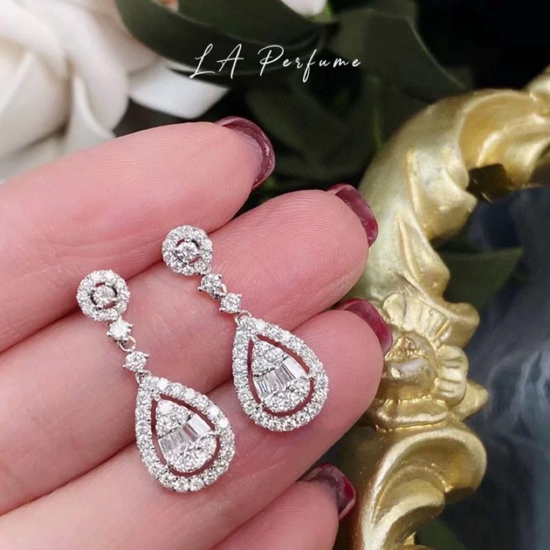 天然ダイヤモンド ペアシェイプ ヘイローピアス メレダイヤ K18 18金