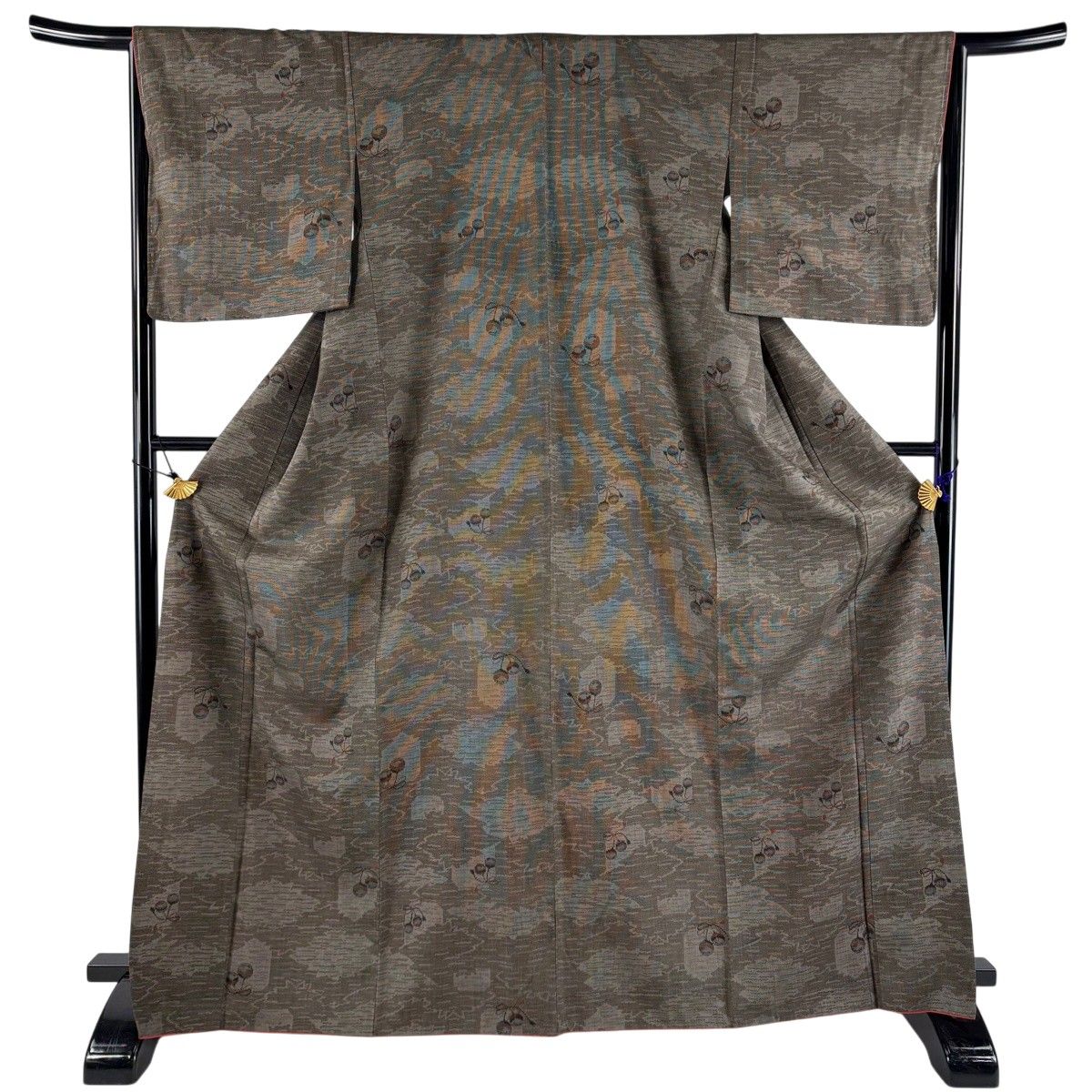 【美品】 紬 身丈168cm 裄丈65.5cm M 袷 鈴 幾何学 灰茶 正絹 秀品 【中古】