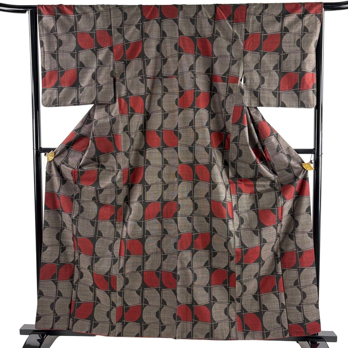 【美品】 紬 身丈160.5cm 裄丈65cm M 袷 扇面 変わり格子 焦茶色 正絹 秀品 【中古】