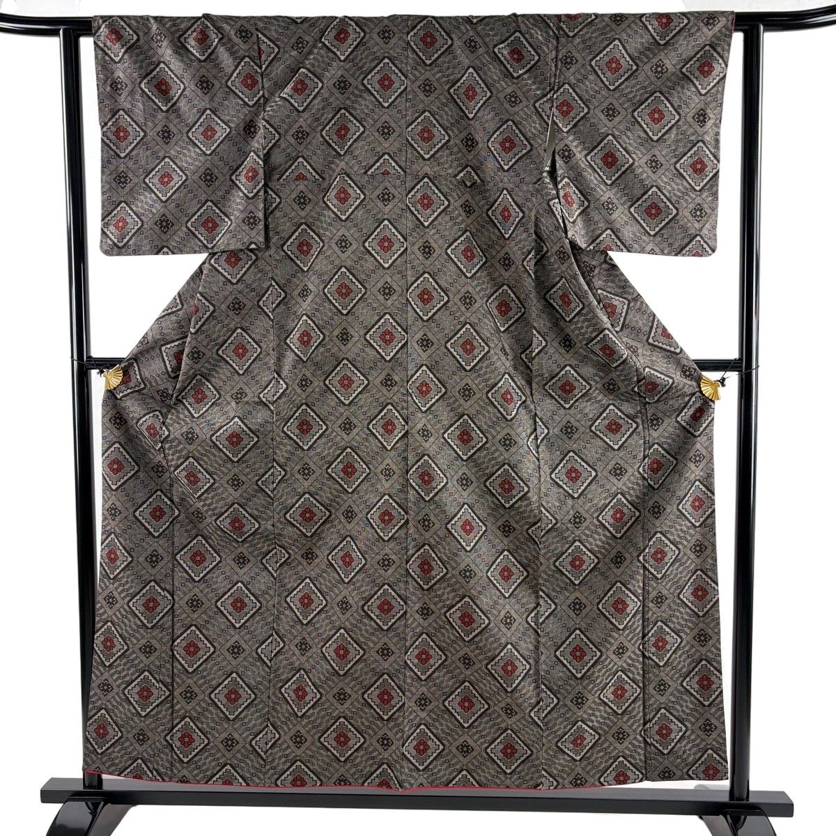 紬 身丈157.5cm 裄丈61.5cm S 袷 菱 幾何学模様 焦茶色 正絹 秀品 【中古】