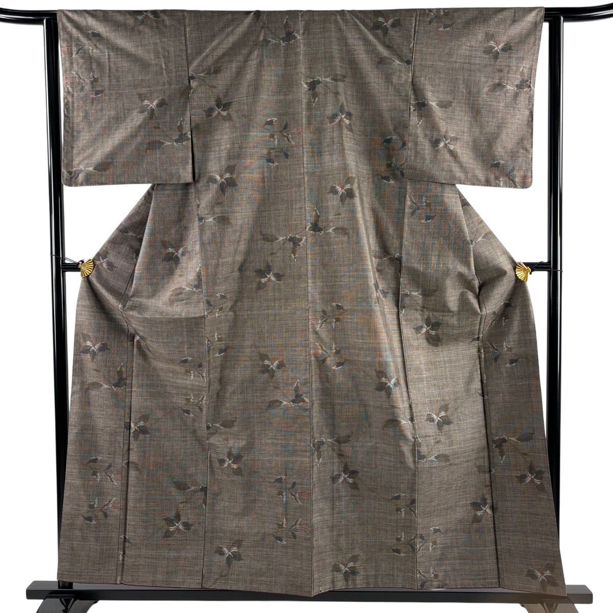 【美品】 紬 身丈158cm 裄丈62.5cm S 袷 枝花 焦茶色 正絹 秀品 【中古】