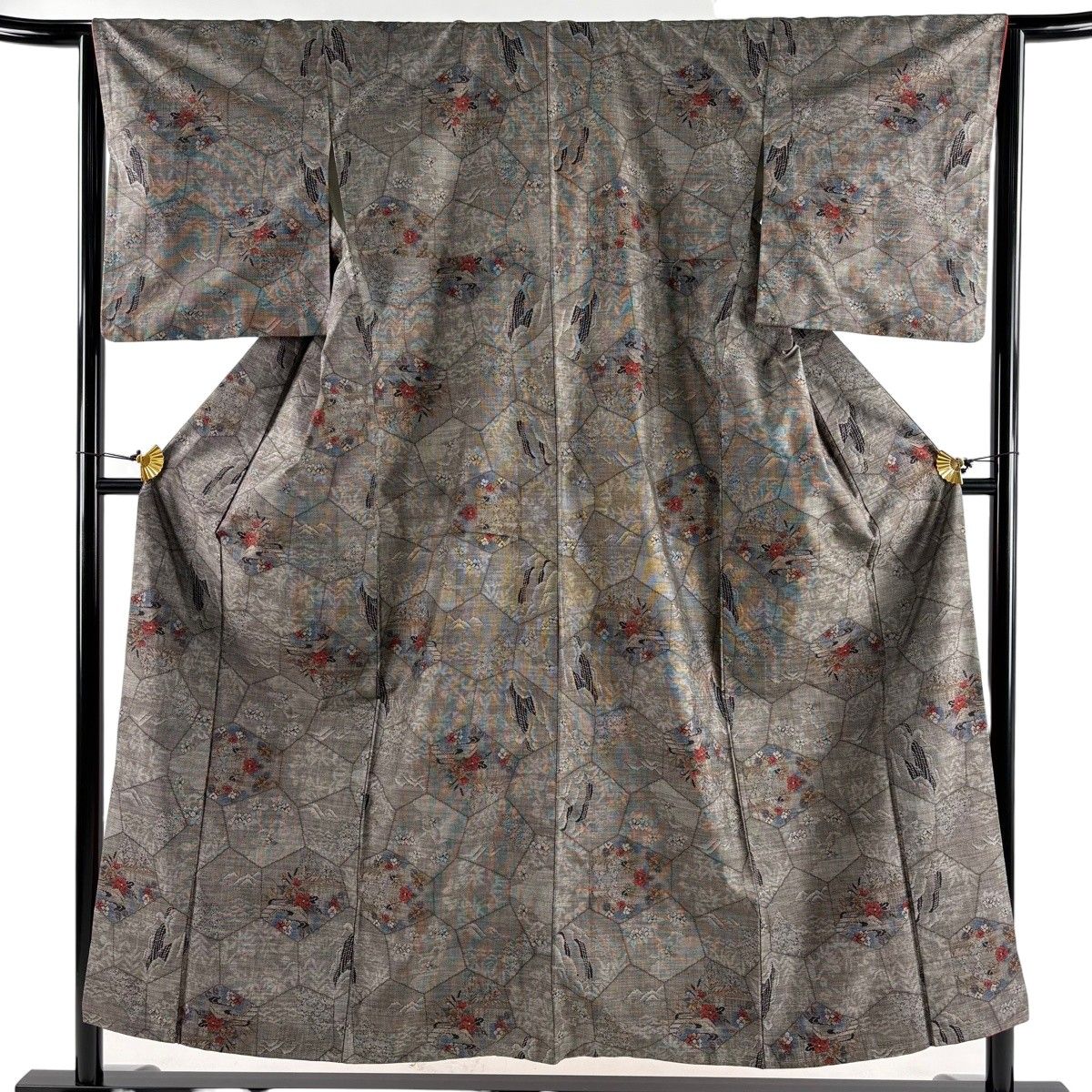 【美品】 紬 身丈153cm 裄丈65cm M 袷 草花 波 焦茶色 正絹 秀品 【中古】