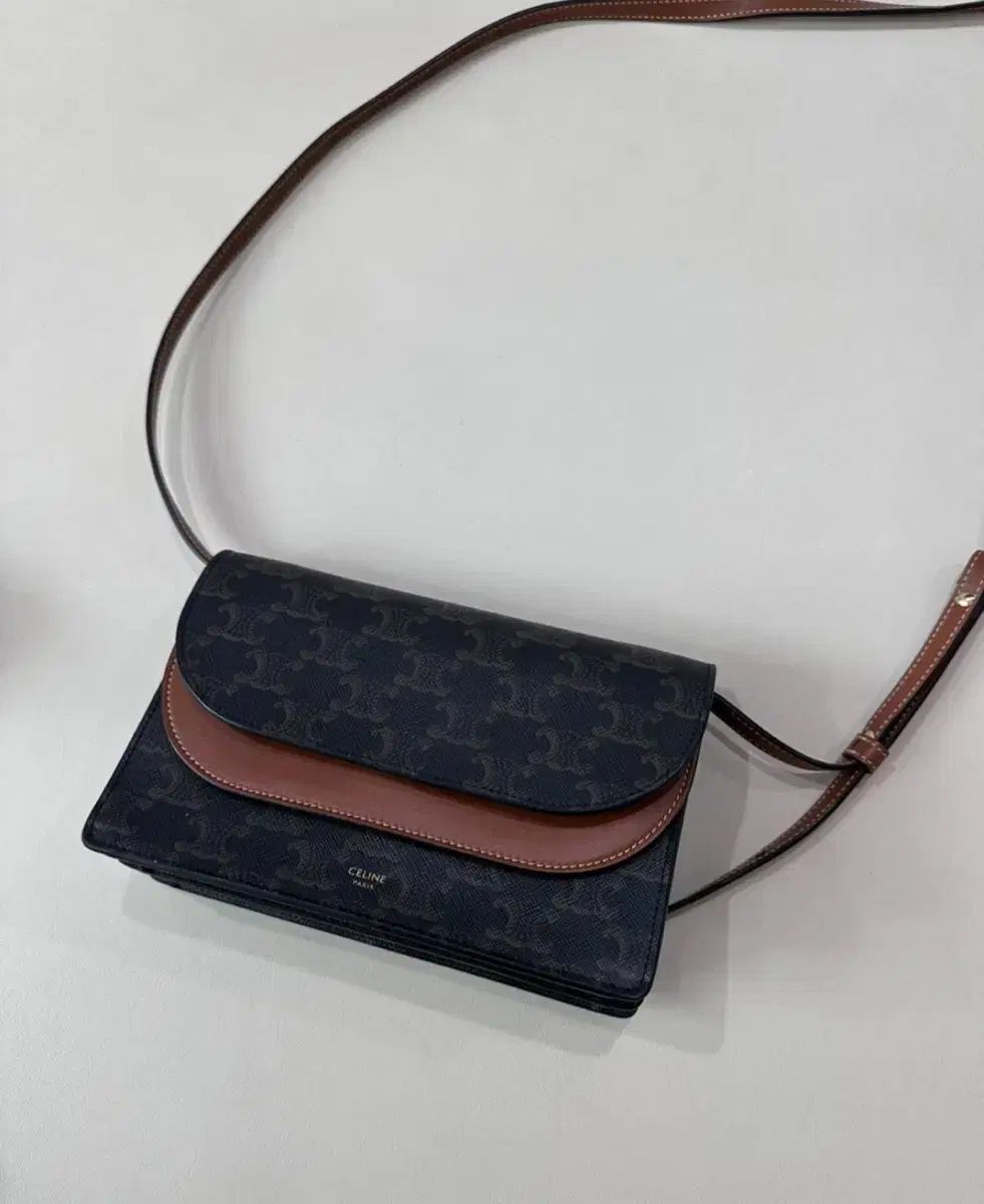 (正規品/インボイス) Celine セリーヌ クロスバック