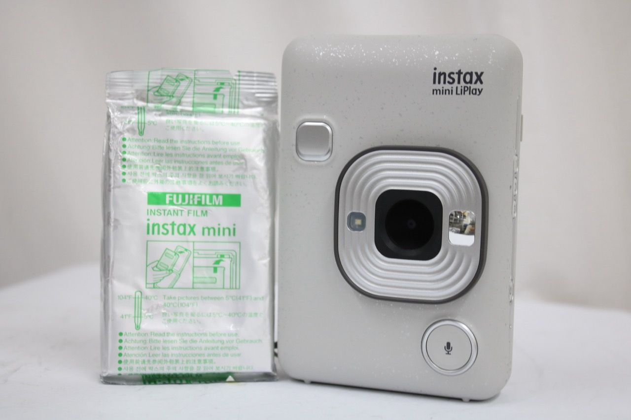 【美品 返品保証】 フジフィルム Fujifilm instax mini LiPlay フィルム付き チェキ インスタントカメラ e11757