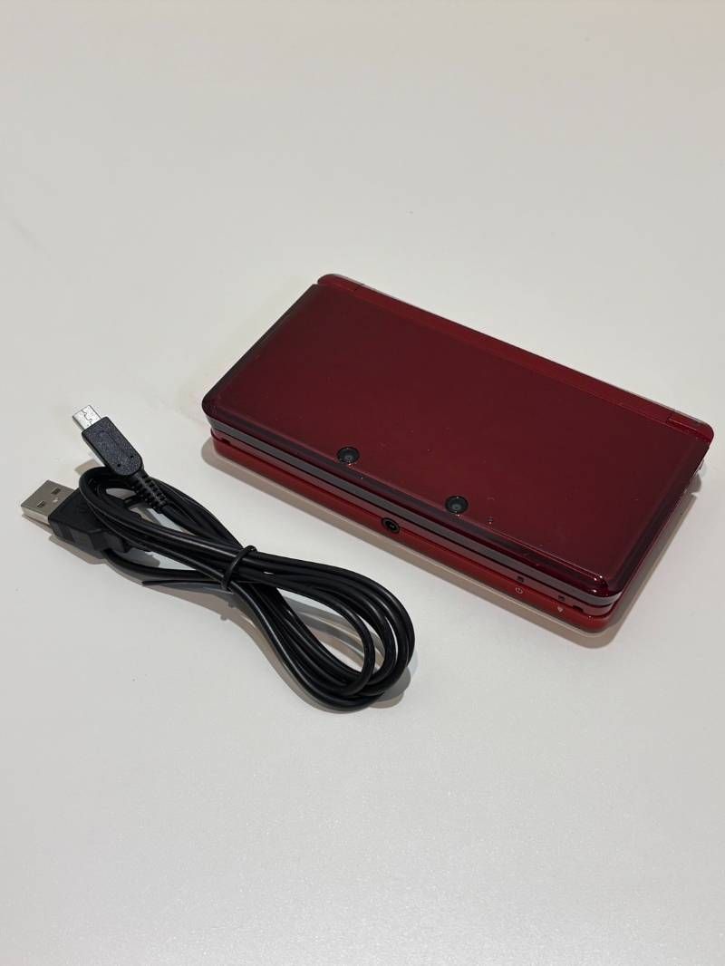 ② 任天堂 Nintendo 3DS CTR-001 レッド 初期化済み 動作確認済みok!