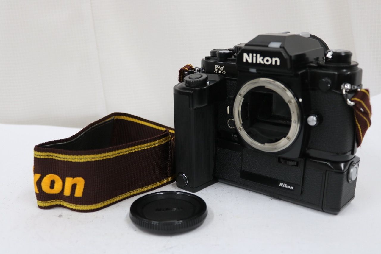 【美品 返品保証】 ニコン Nikon FA ブラック MD-15付き ボディ e11808