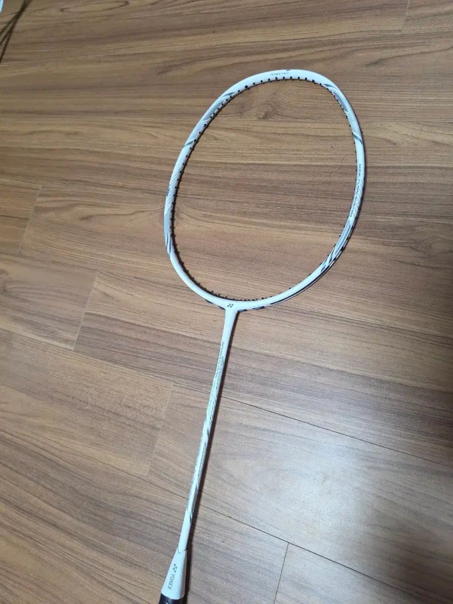 YONEX ナノフレア ネックステージ 白