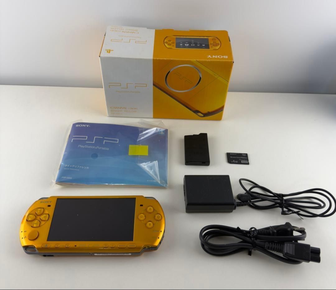 美品 PSP3000 ブライト イエロー プレイステーションポータブル 本体 SONY ソニー イエロー