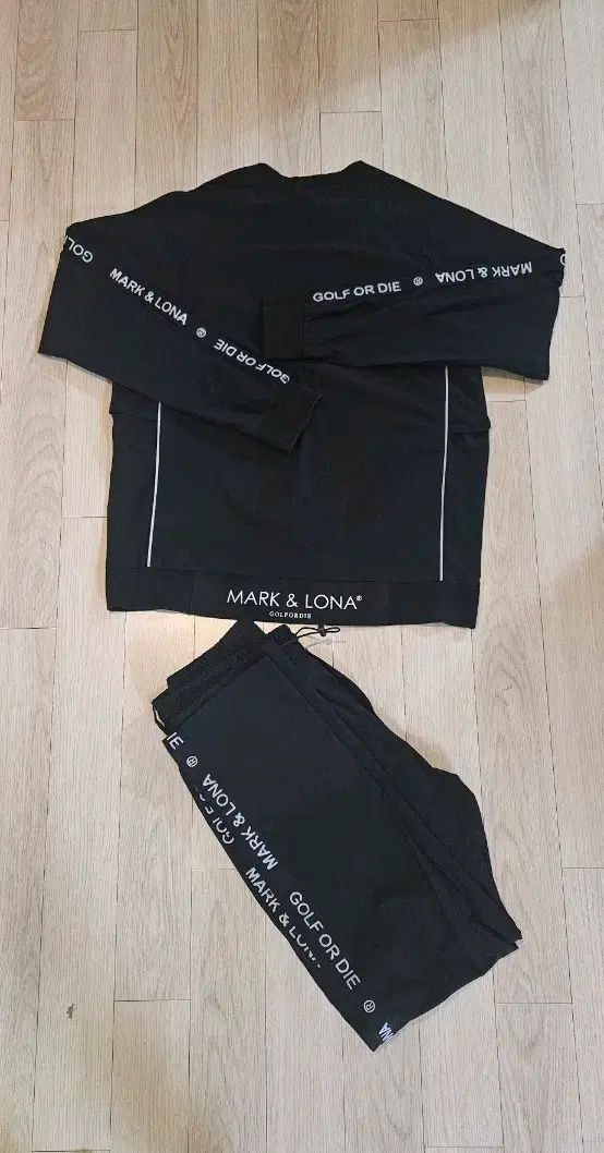 MARK & LONA マークアンドロナ ブラック ゴルフウェア 上下セット 上下セット 단면57 ボトムス33 34