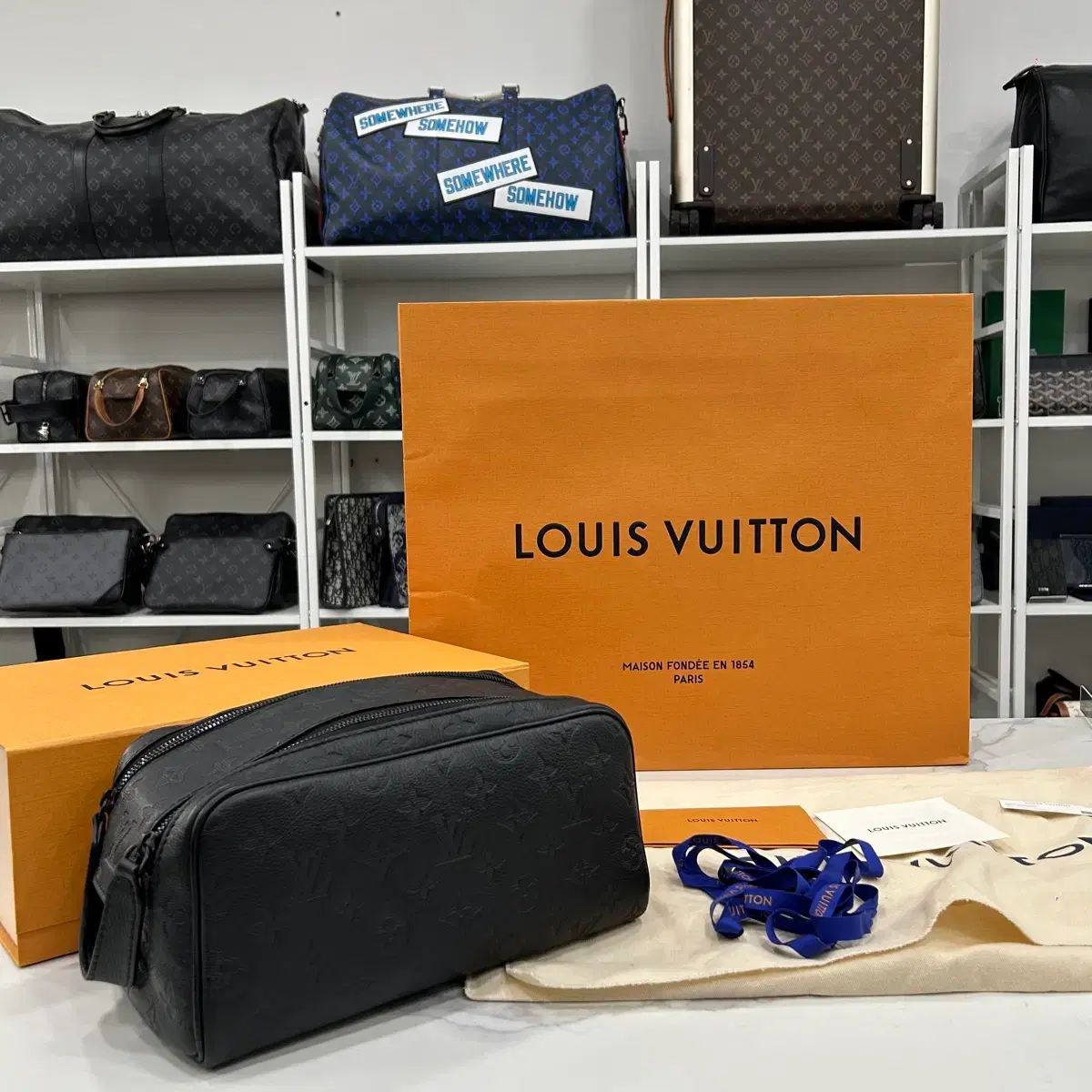 Louis Vuitton シャドウ ドップキット