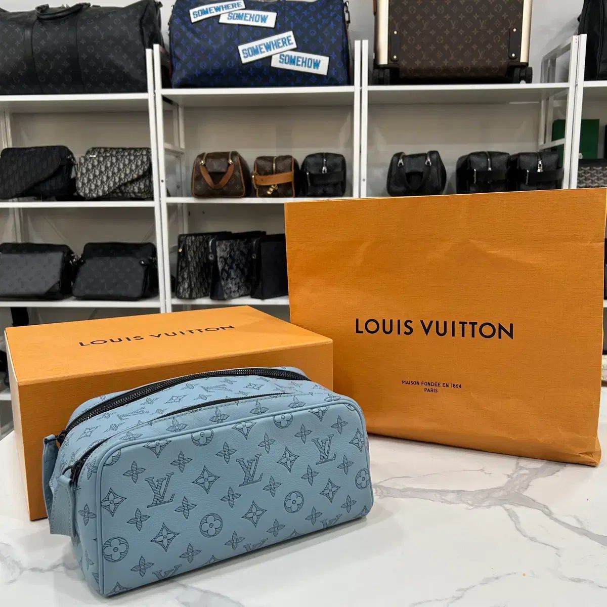 Louis Vuitton シャドウ ドップキット