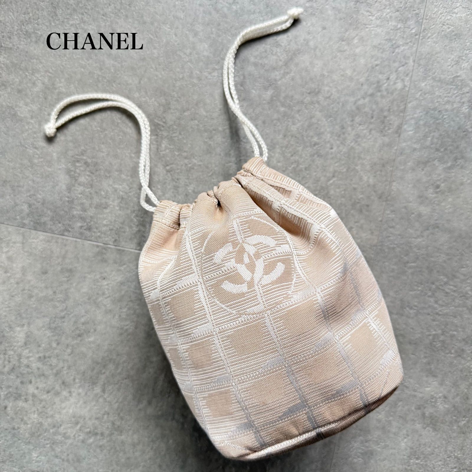 CHANEL シャネル 巾着ポーチ ニュートラベルライン ナイロン 