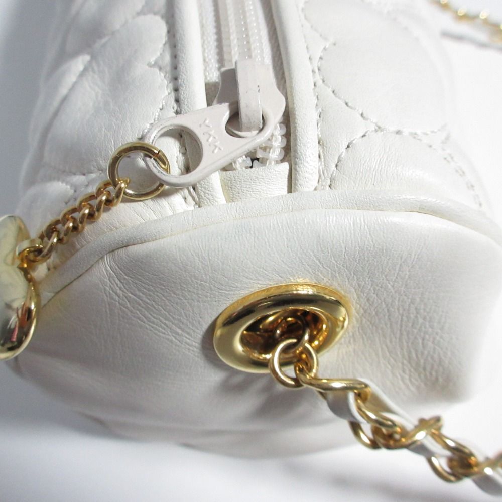 美品 MOSCHINO モスキーノ ハートキルティング ドラム チェーン