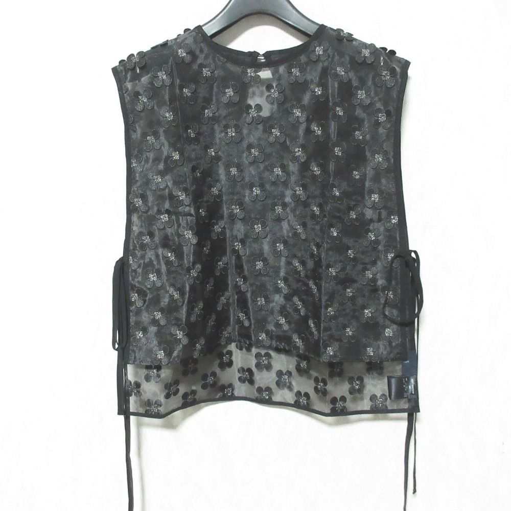 美品 24AW shirocon シロコン ヨリ クローバー ジレ ノースリーブブラウス SC21-24025AW 38 ブラック レディース 古着 中古 USED