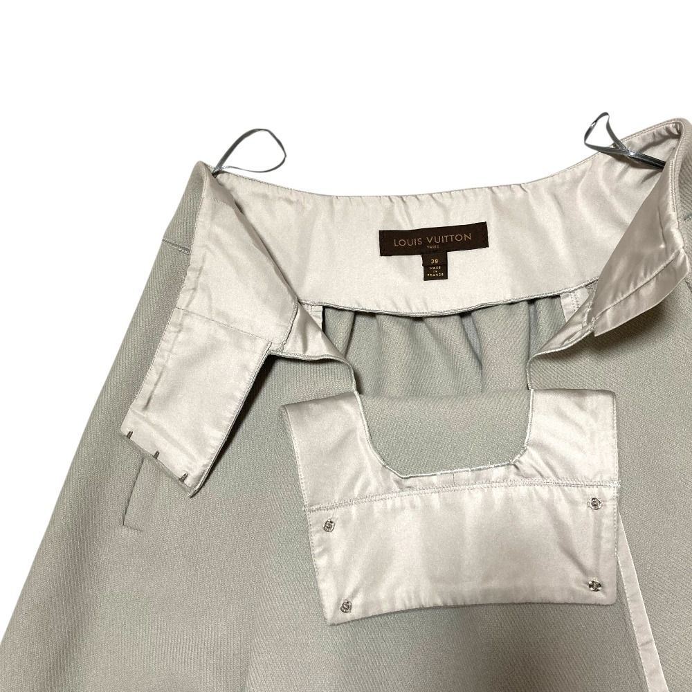【美品】LOUIS VUITTON　LVロゴ　シルクチェックスカート　グレー 美品 LOUIS VUITTON ルイヴィトン ウール シルク スカート 38 グレー