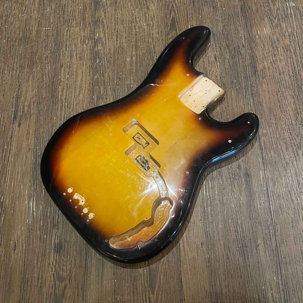 Fernandes Electric Bass Body フェルナンデス エレキベース ボディ