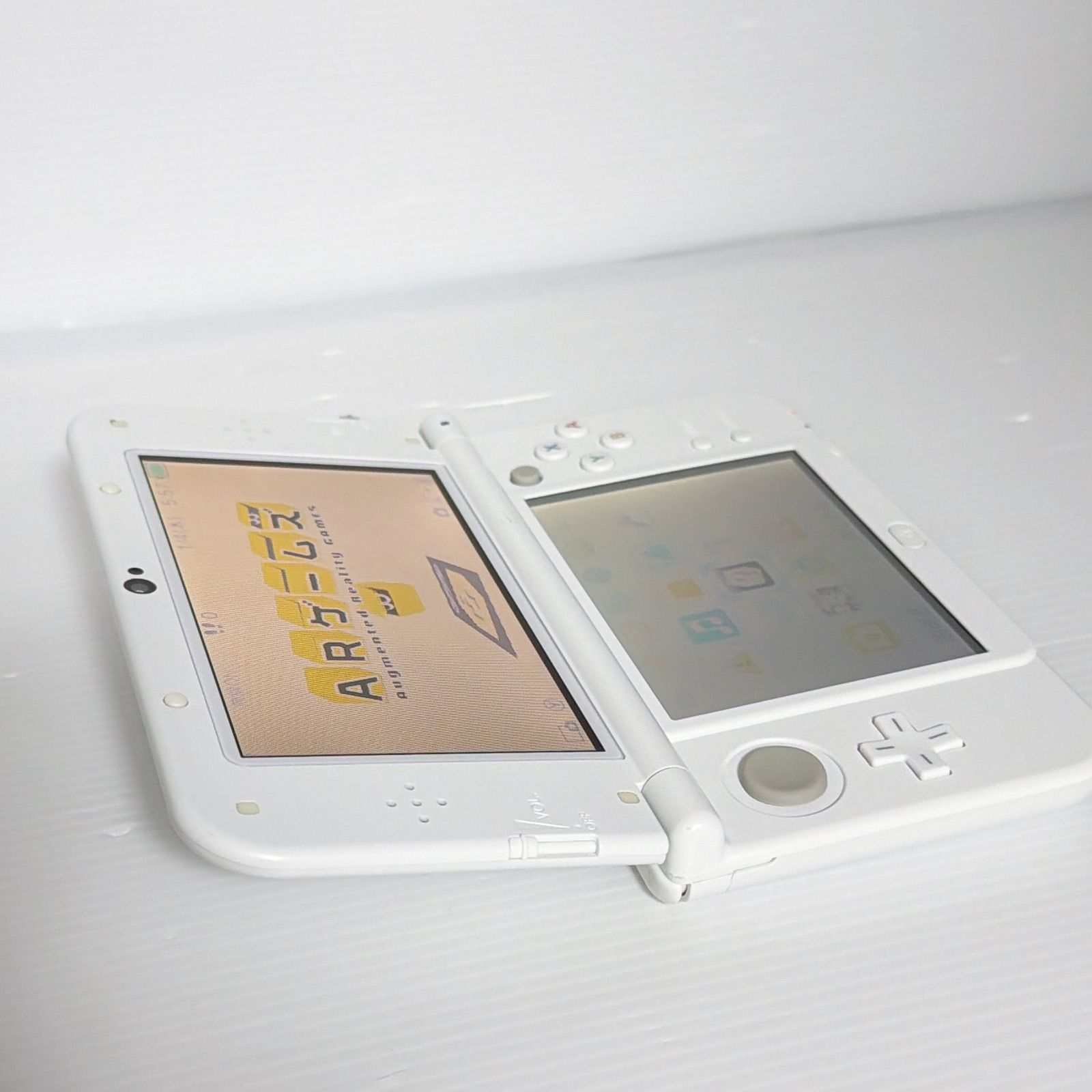 美品 New ニンテンドー 3DSLL パールホワイト 上画面IPS液晶 遊べる 