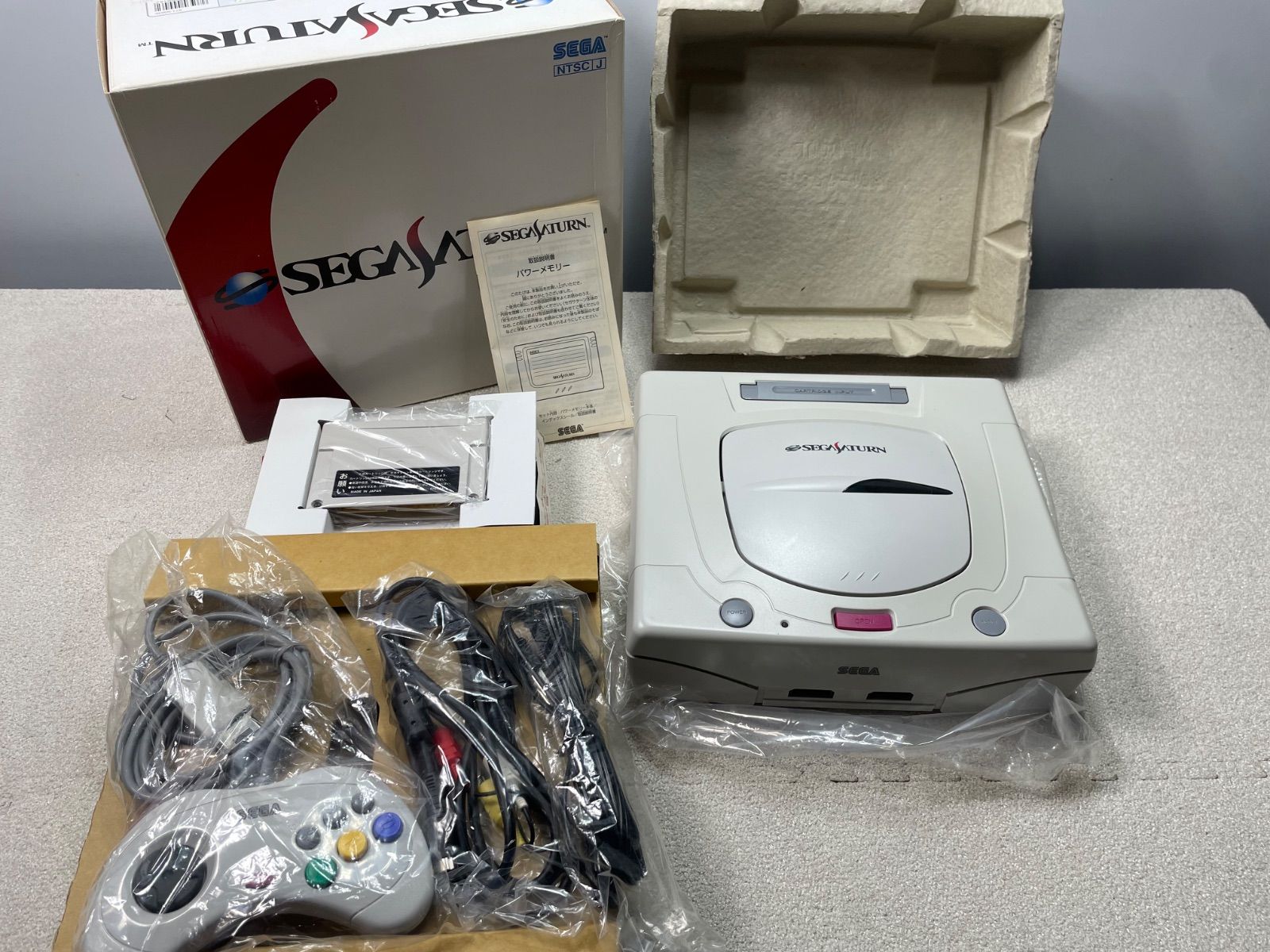 SEGA SATURN HST-3220 白サターン 本体セット 箱付 パワーメモリー付　H-48 14,399円